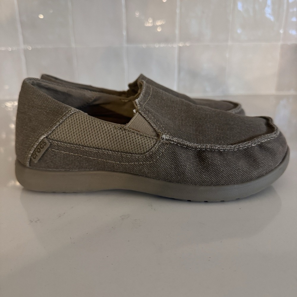Crocs Santa Cruz Canvas Slip On Loafer Boys J2 Khaki Tan‎ - Picture 2 of 7